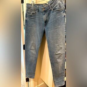 Like new skinny Mango Jeans 36